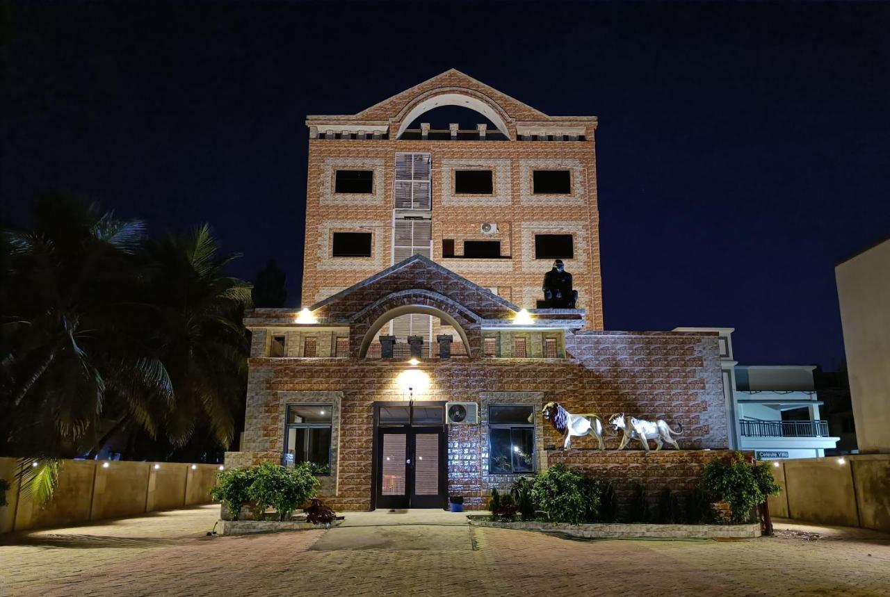 Hotel Dev Inn Somnath โสมนัส ภายนอก รูปภาพ